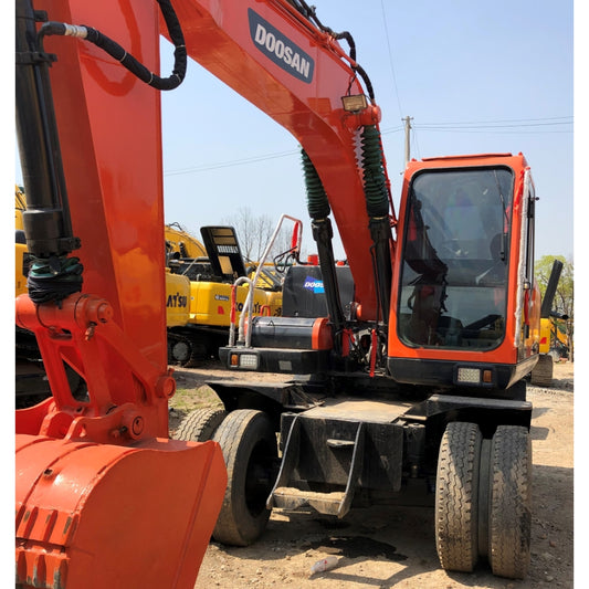 USED DOOSAN DX150W-9C EXCAVATOR