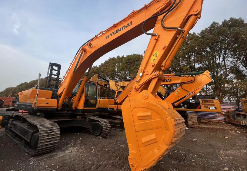 USED HYUNDAI R330LC-9T EXCAVATOR