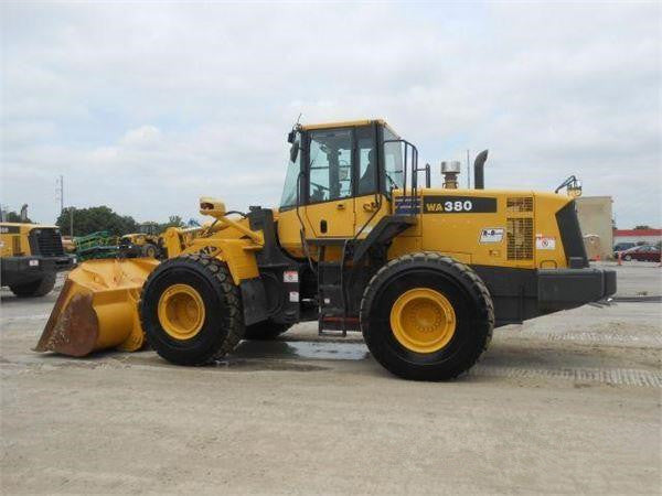 USED KOMATSU WA380-6 LOADER