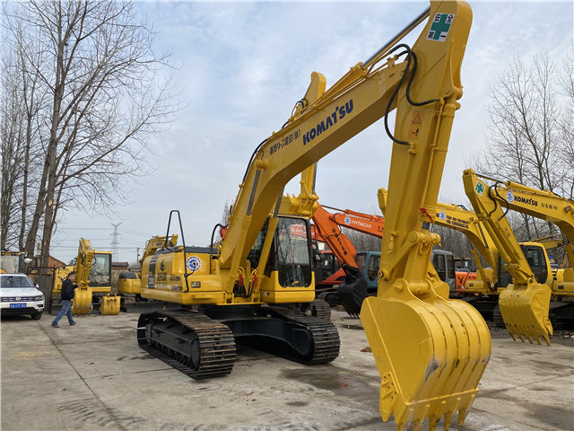 USED KOMATSU PC200-7 EXCAVATOR