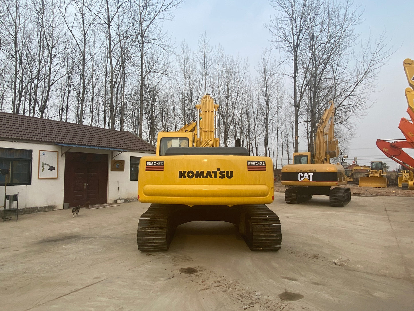 USED KOMATSU PC220-6 EXCAVATOR