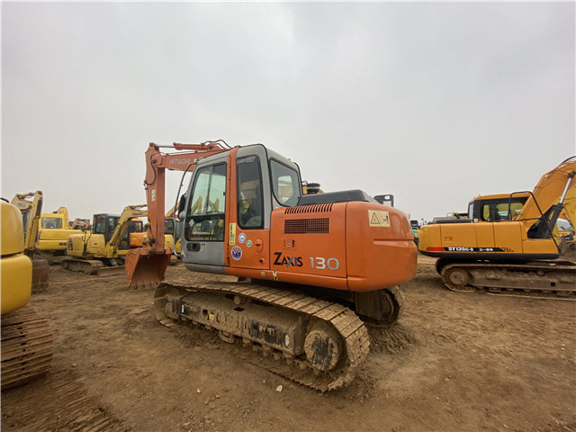 USED HIATCHI ZX130 EXCAVATOR