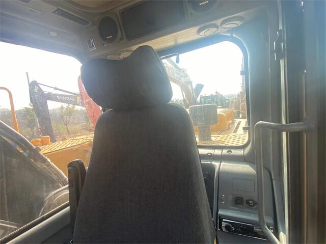 USED VOLVO EC290BLC EXCAVATOR