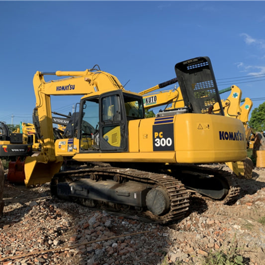 USED KOMATSU PC300 EXCAVATOR