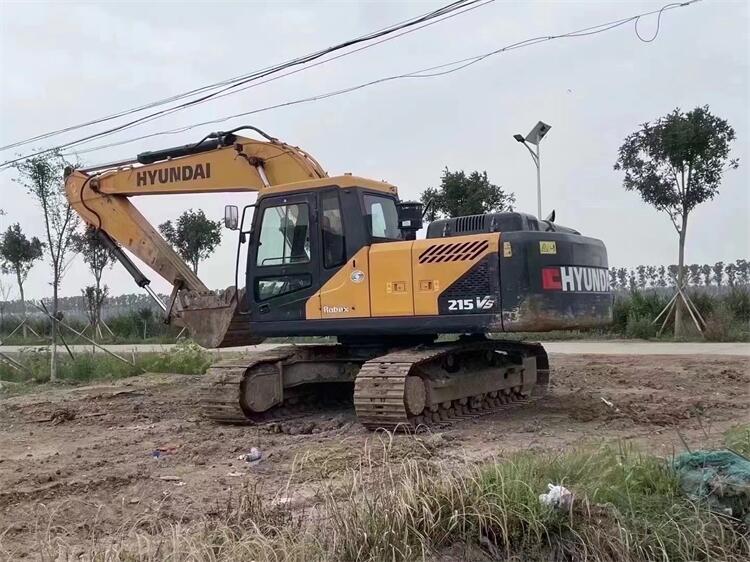 USED HYUNDAI 215-VS  EXCAVATOR