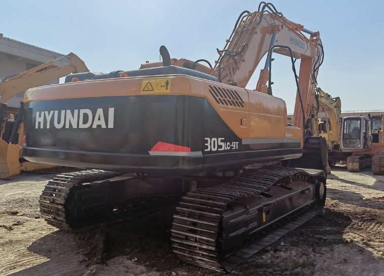 USED HYUNDAI R305LC-9T EXCAVATOR