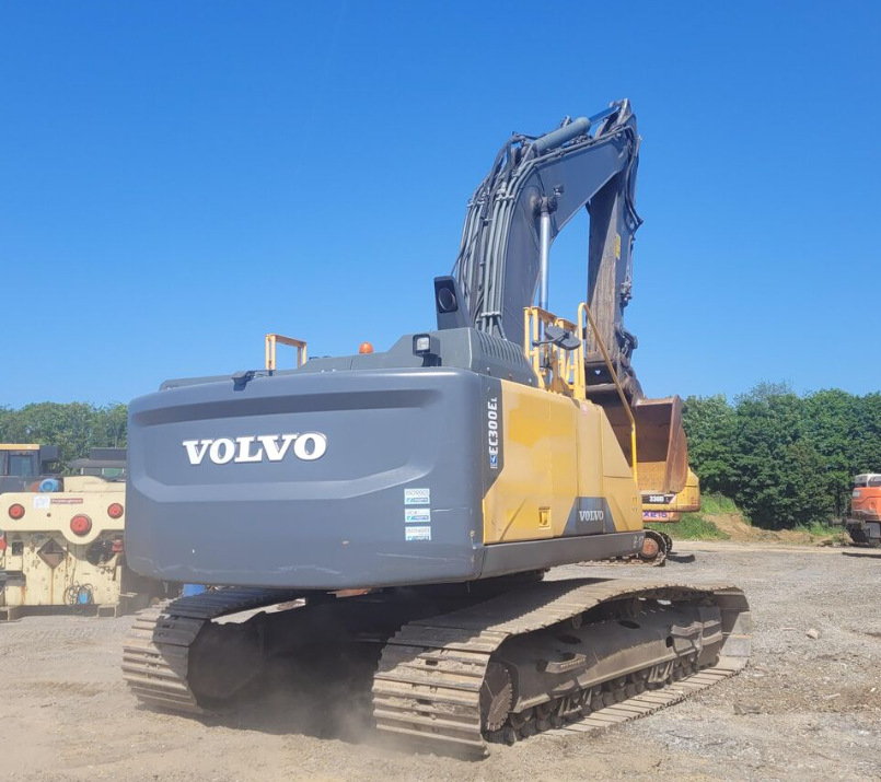 USED VOLVO EC300EL EXCAVATOR