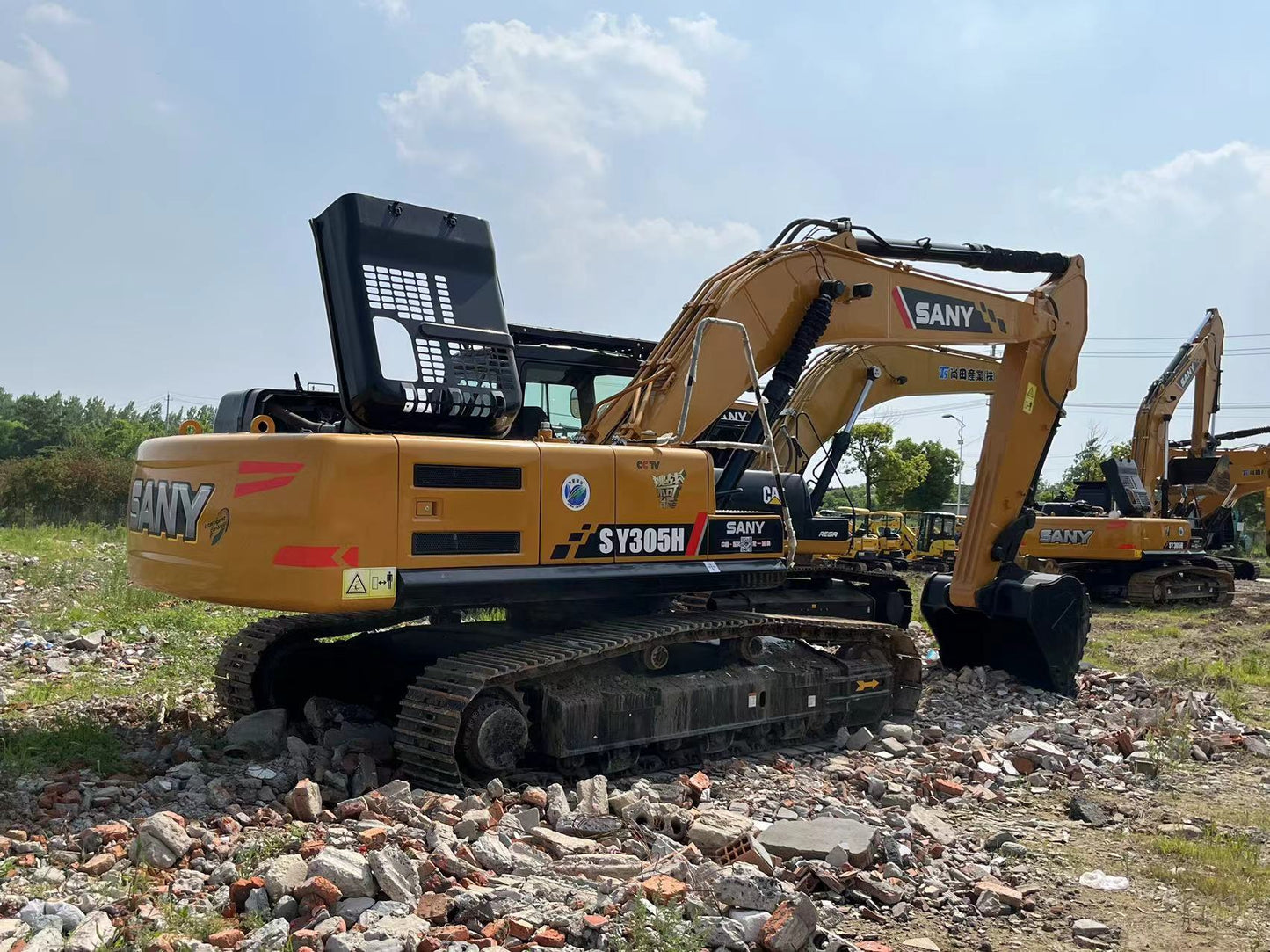 USED SANY SY305H EXCAVATOR