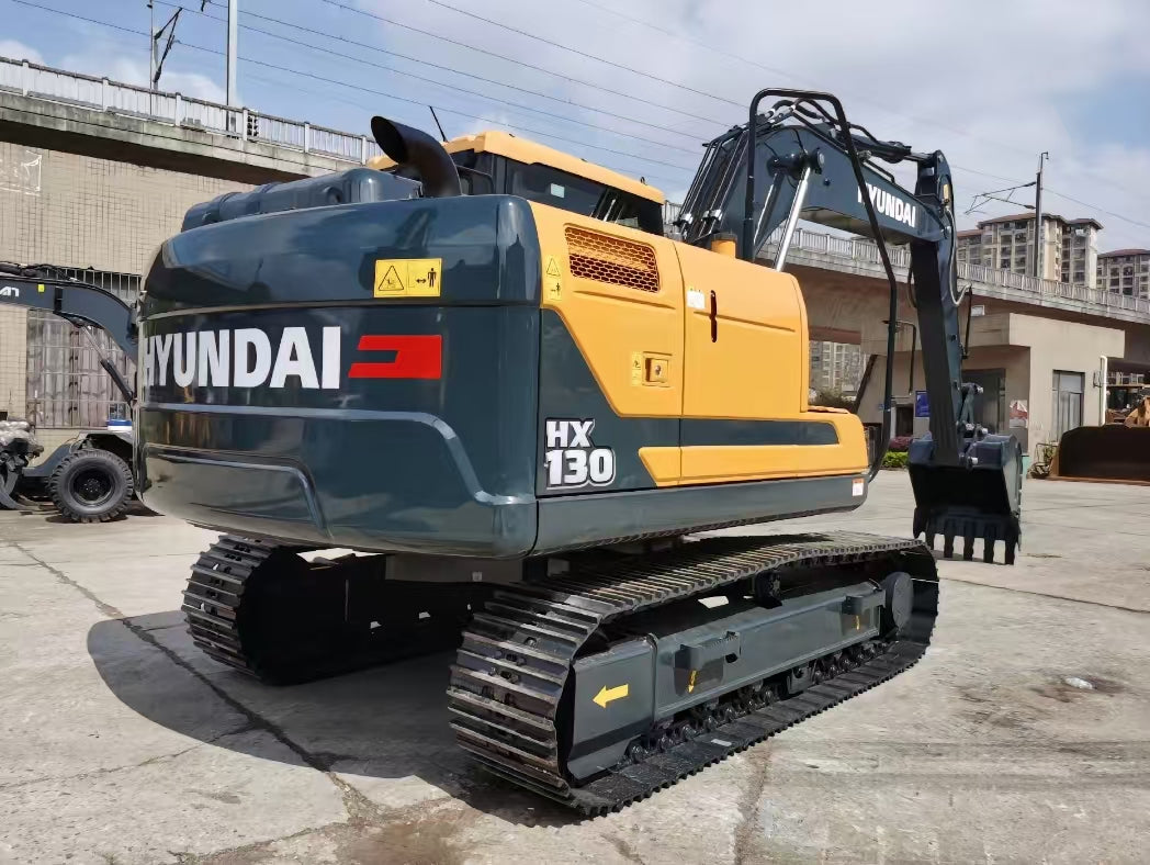 HYUNDAI HX130 EXCAVATOR