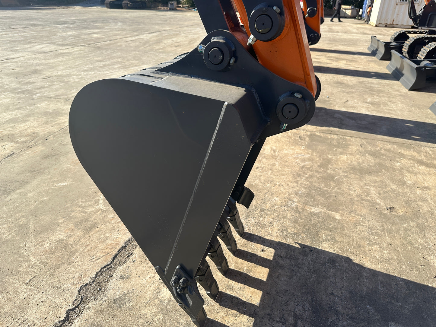 USED DOOSAN DX205 EXCAVATOR