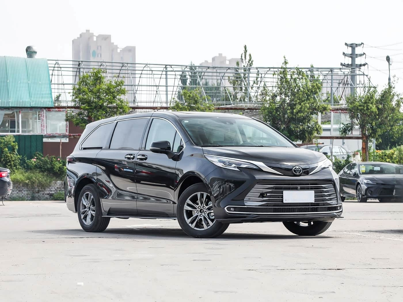 Toyota Sienna 2026 2.5L Hybrid Platinum Edition - vehicle photo 7