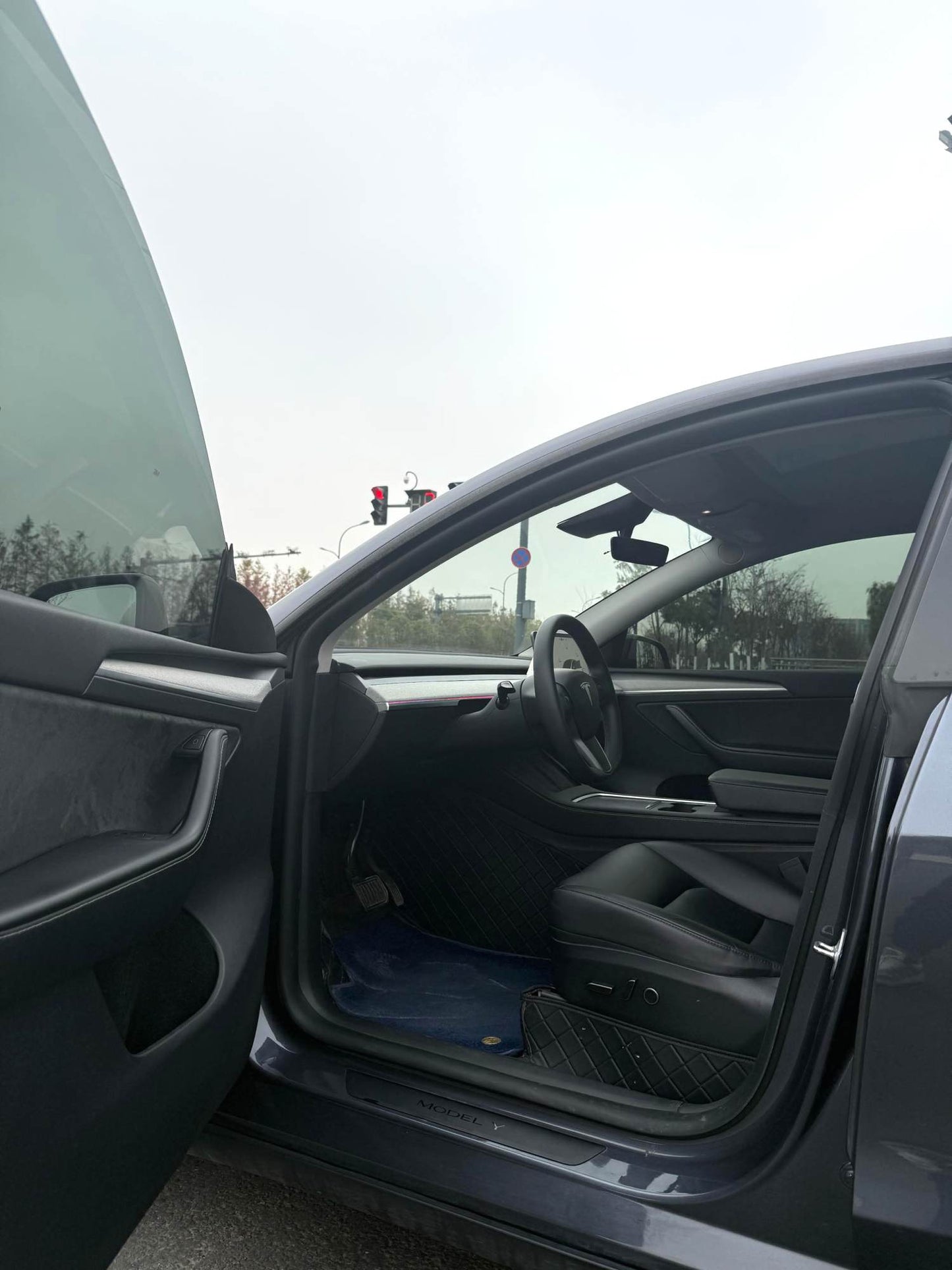 Used Tesla Model Y 2023 Rear-Wheel Drive