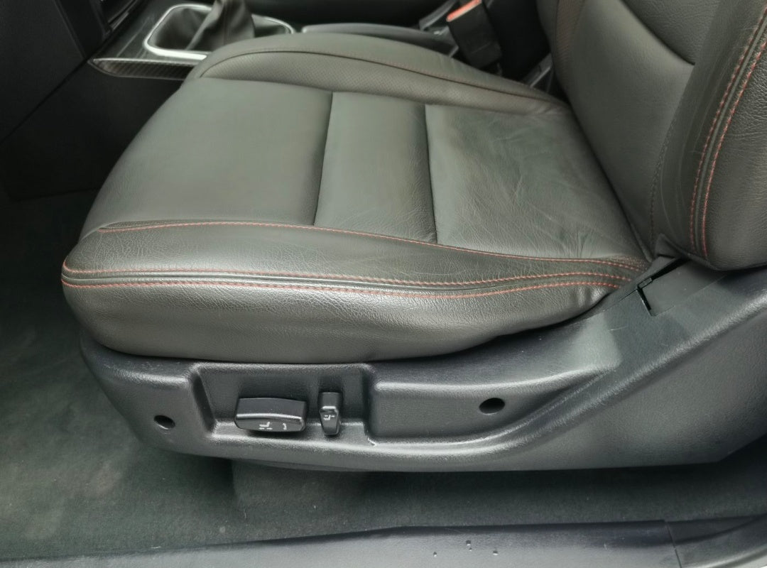 Used Haval H5 2015 Model 2.0T Manual Premium Edition RWD dashboard view for China car export