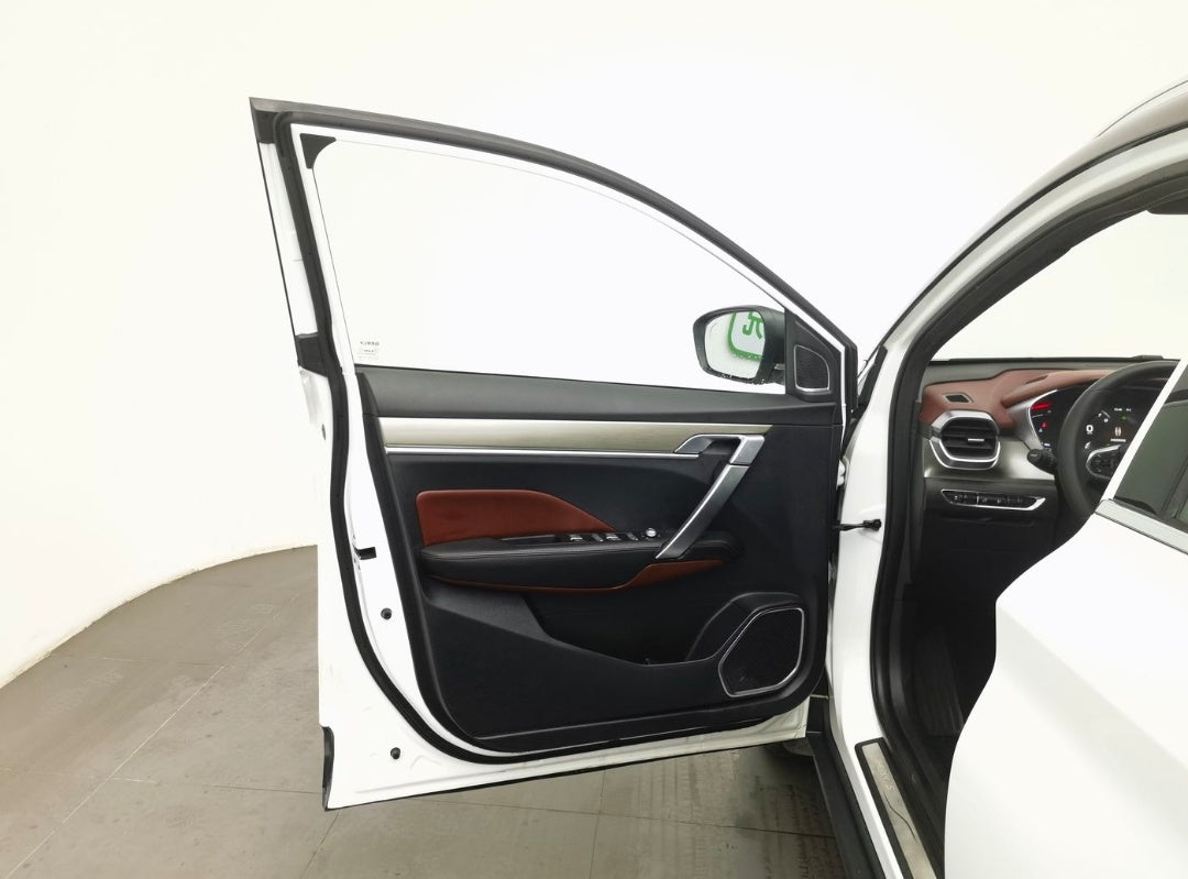 Used Geely Coolray 2020 Model PRO 260T Dual - Clutch Transmission Battle Edition dashboard view for China car export