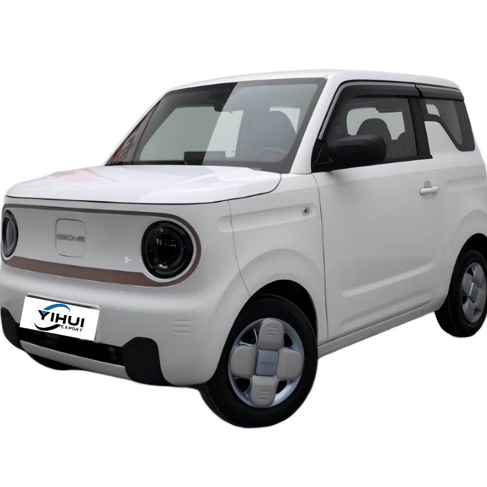 Used Geely Panda Mini 2023 Model 120km Cute Bear Edition exterior photo for China car export