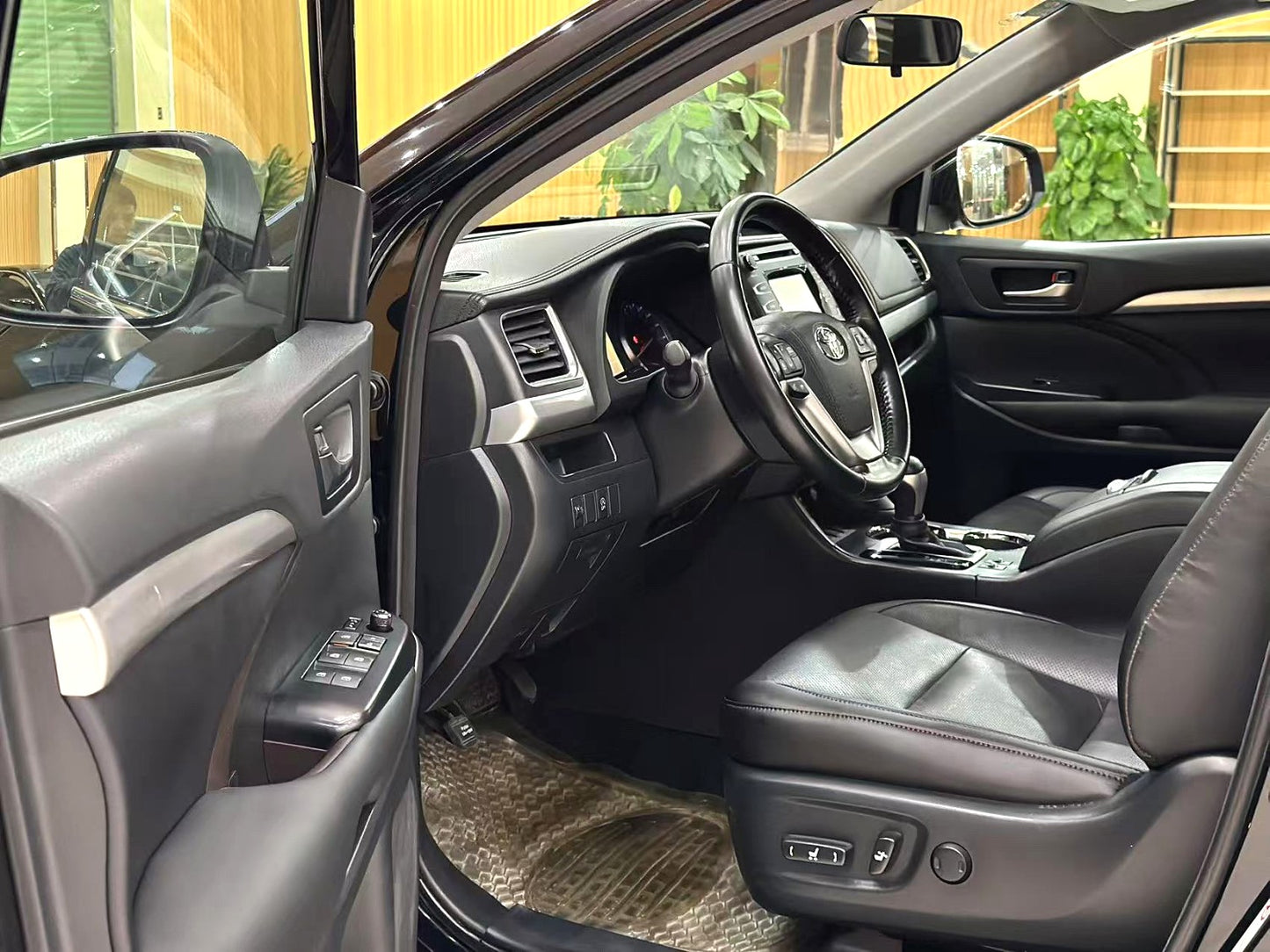 Used Toyota Highlander|2015 Model 2.0T 4WD Luxury Edition 7-Seater Automatic