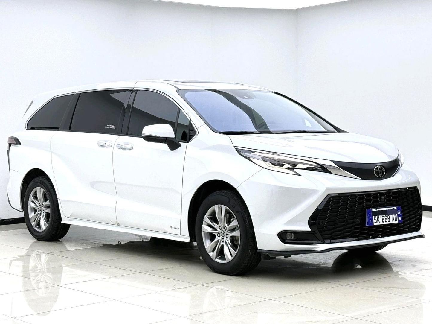 Used Toyota Sienna |2024 Model 2.5L E-CVT Comfort Edition Automatic