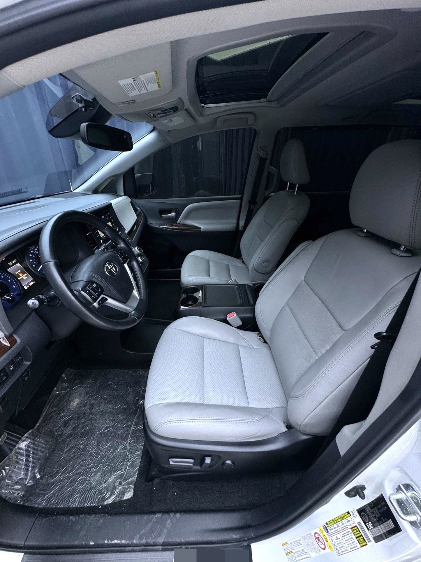 Imported Toyota Sienna|2019 Model 3.5L LE AWD 7-Seater US Spec Automatic Transmission