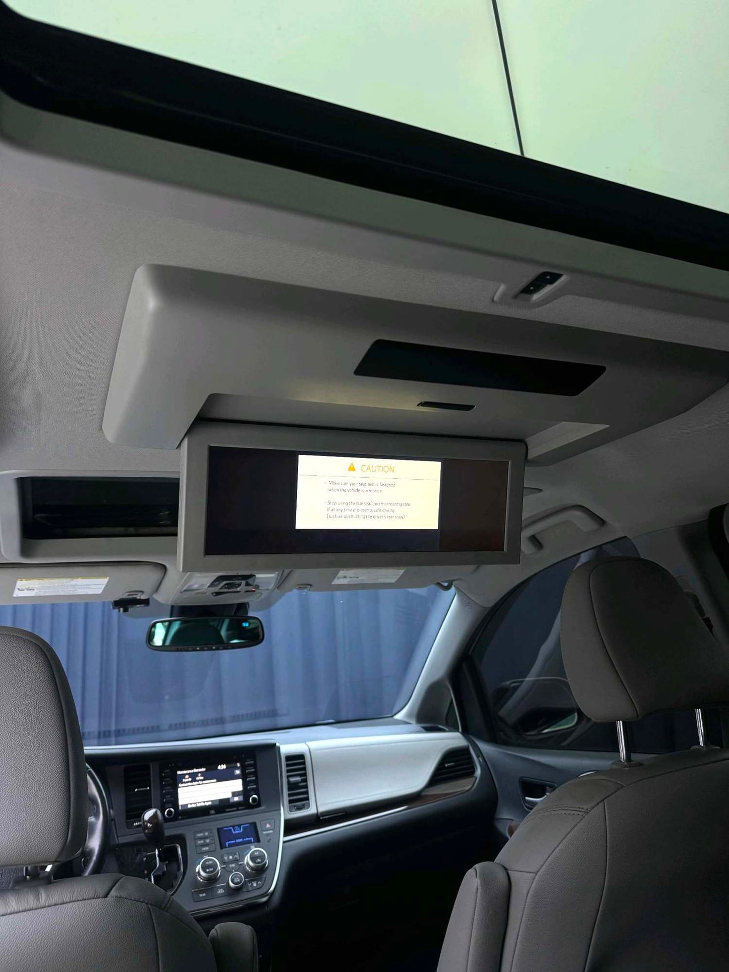 Imported Toyota Sienna|2018 Model 3.5L Limited Premium AWD 7-Seater US Spec Automatic
