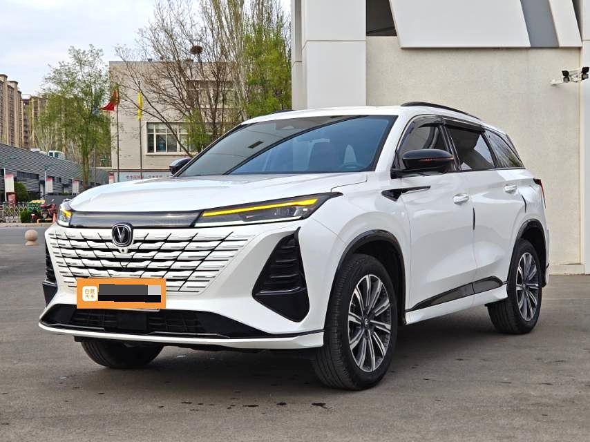 Changan CS75 PLUS |2024 Model 1.5T Champion Edition Smart Drive Navigation Trim Automatic