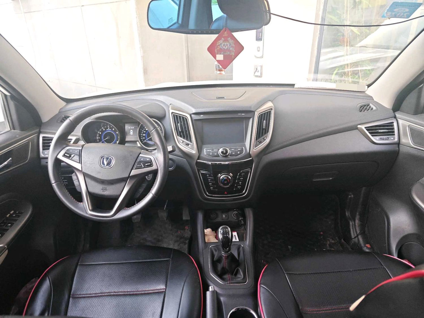 Changan CS35|2017 Model 1.6L Luxury Edition Manual Transmission