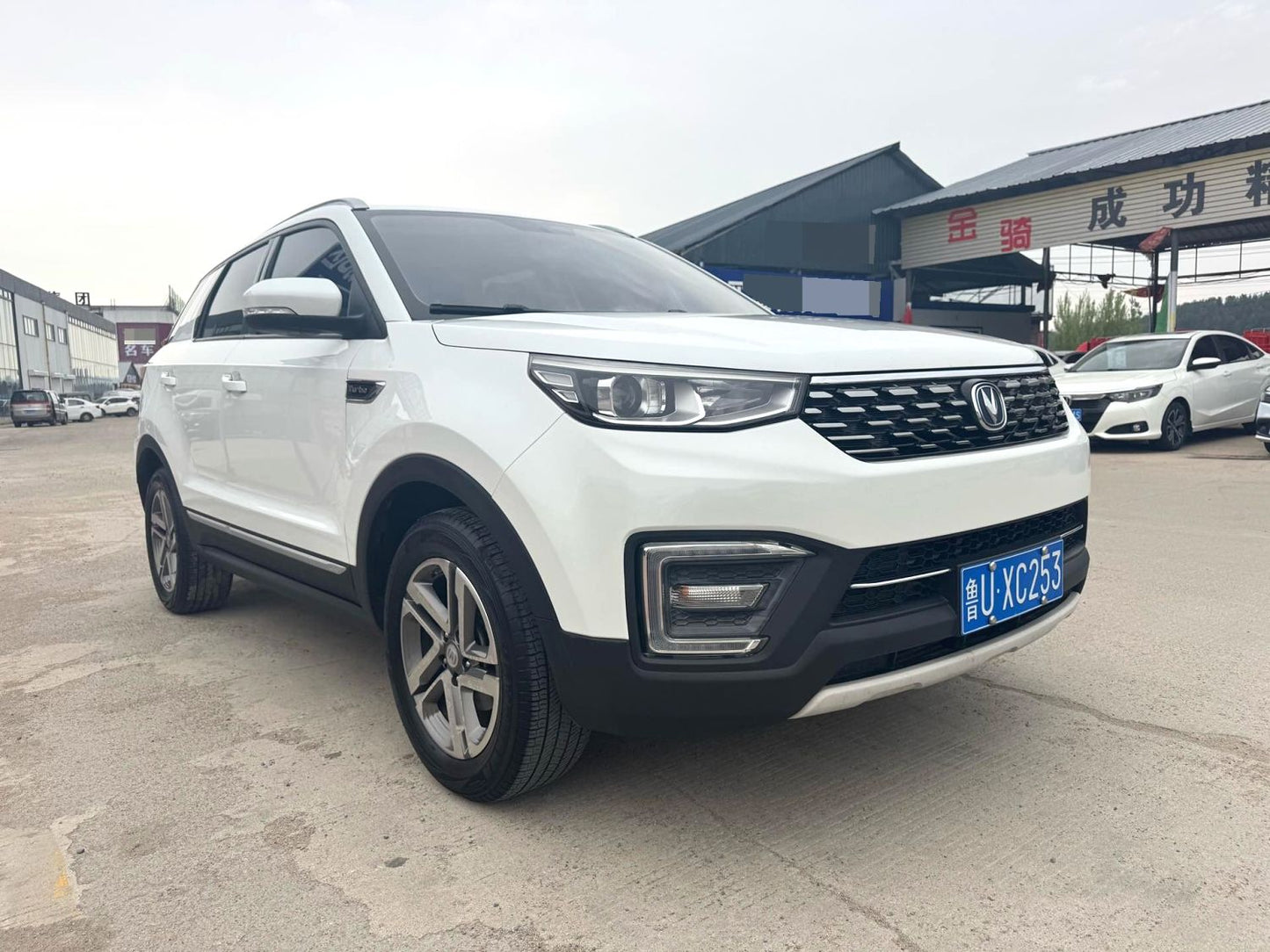 Changan CS55| 2019 Model 1.5T Color Shine Edition Automatic Transmission