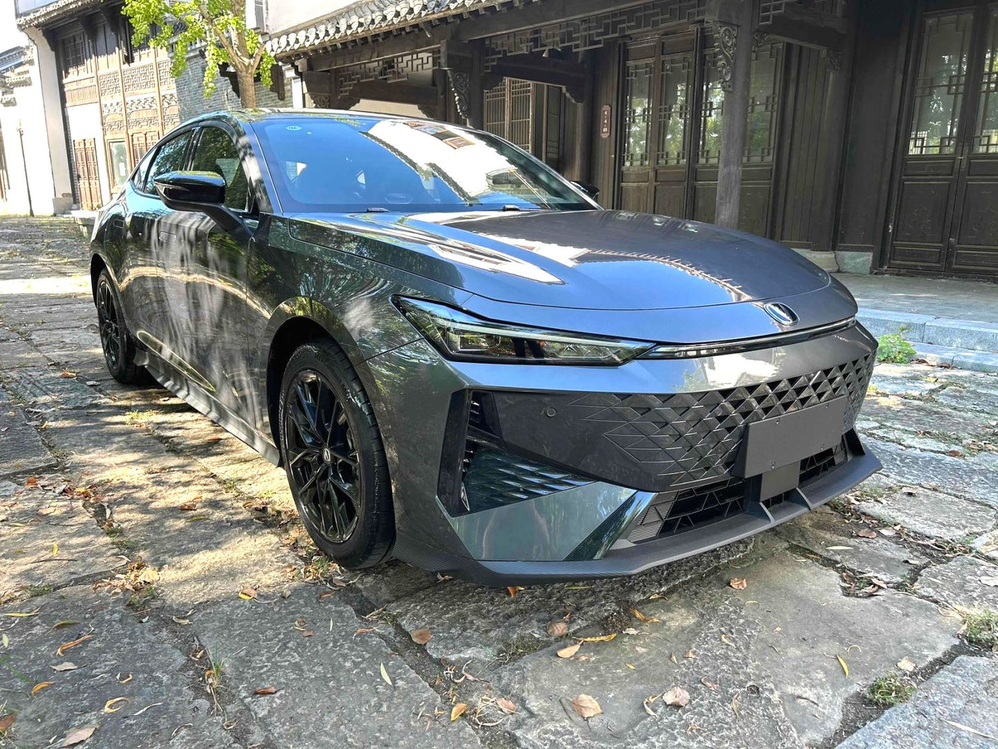 Changan UNI-V|2024 Model 1.5T Premium Edition Automatic Transmission