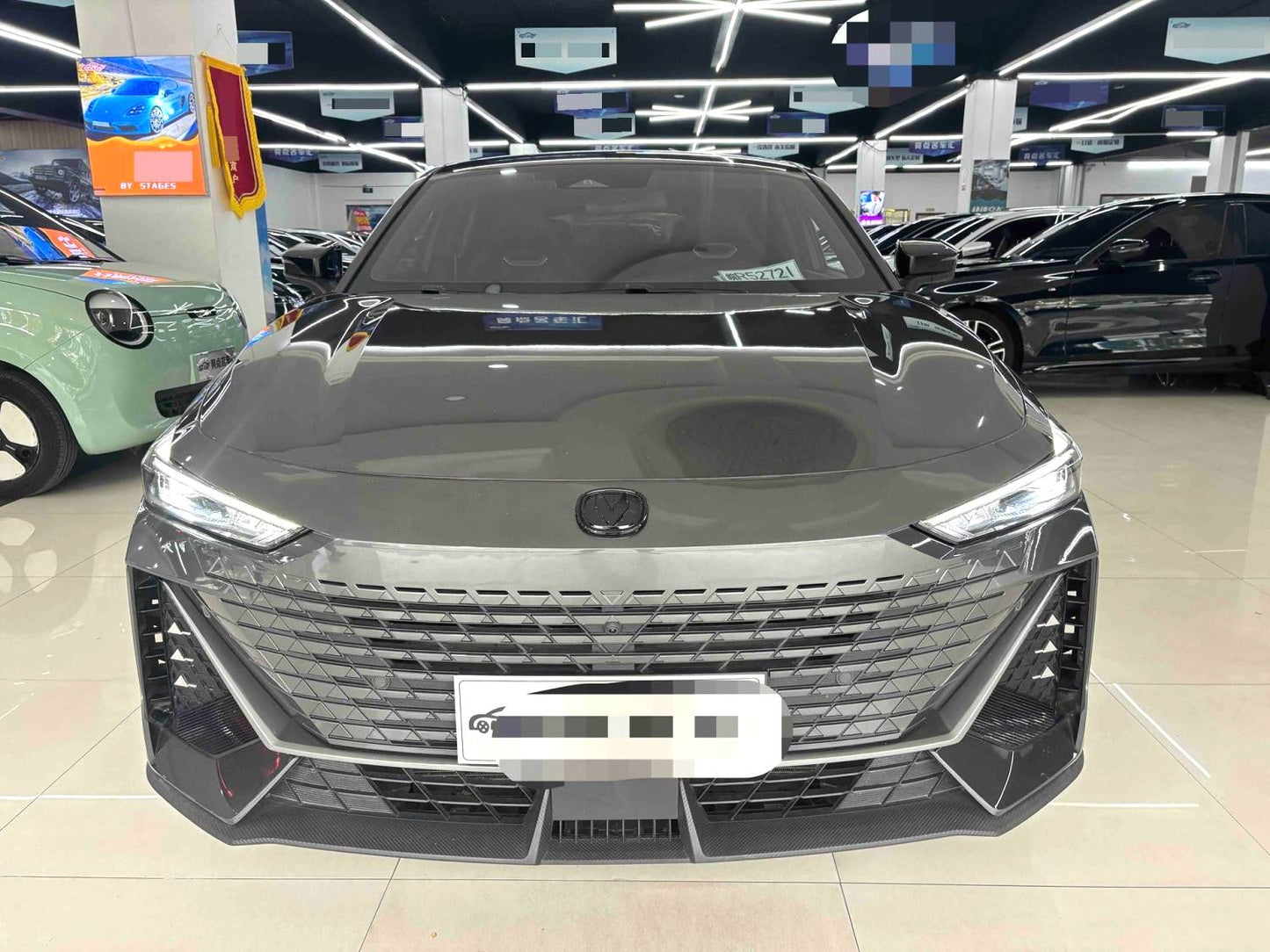 Changan UNI-V|2023 Model 1.5T Premium Edition Automatic Transmission