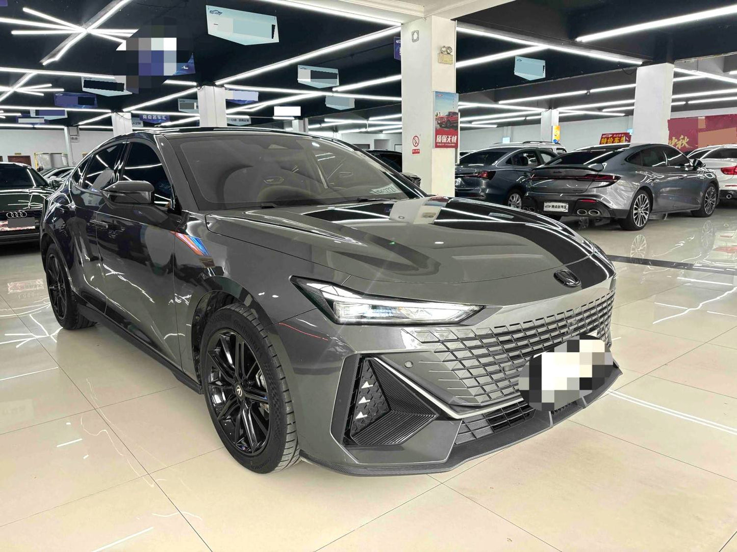 Changan UNI-V|2023 Model 1.5T Premium Edition Automatic Transmission