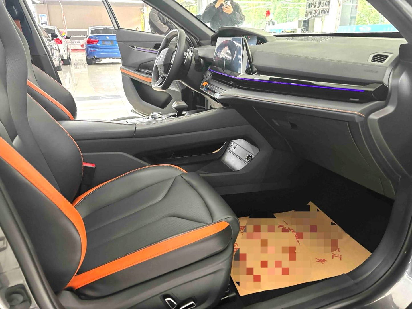 Changan UNI-V|2023 Model 1.5T Premium Edition Automatic Transmission
