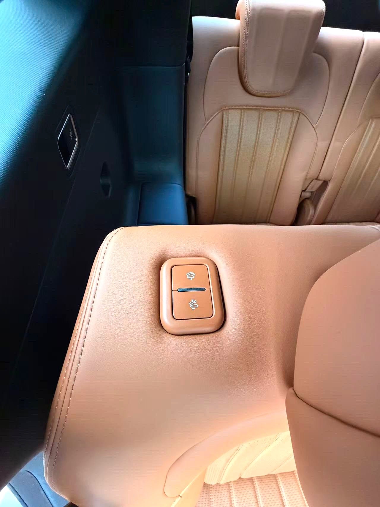 Jetour Shanhai L7 PLUS 2025 Model|1.5T PHEV 220km Flagship 7-Seater Automatic
