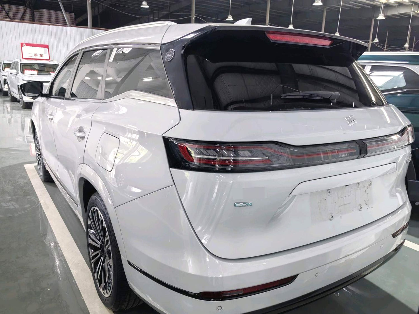 Jetour Shanhai L9 2025 Model|1.5TD PHEV Flagship 6-Seater Automatic Transmission