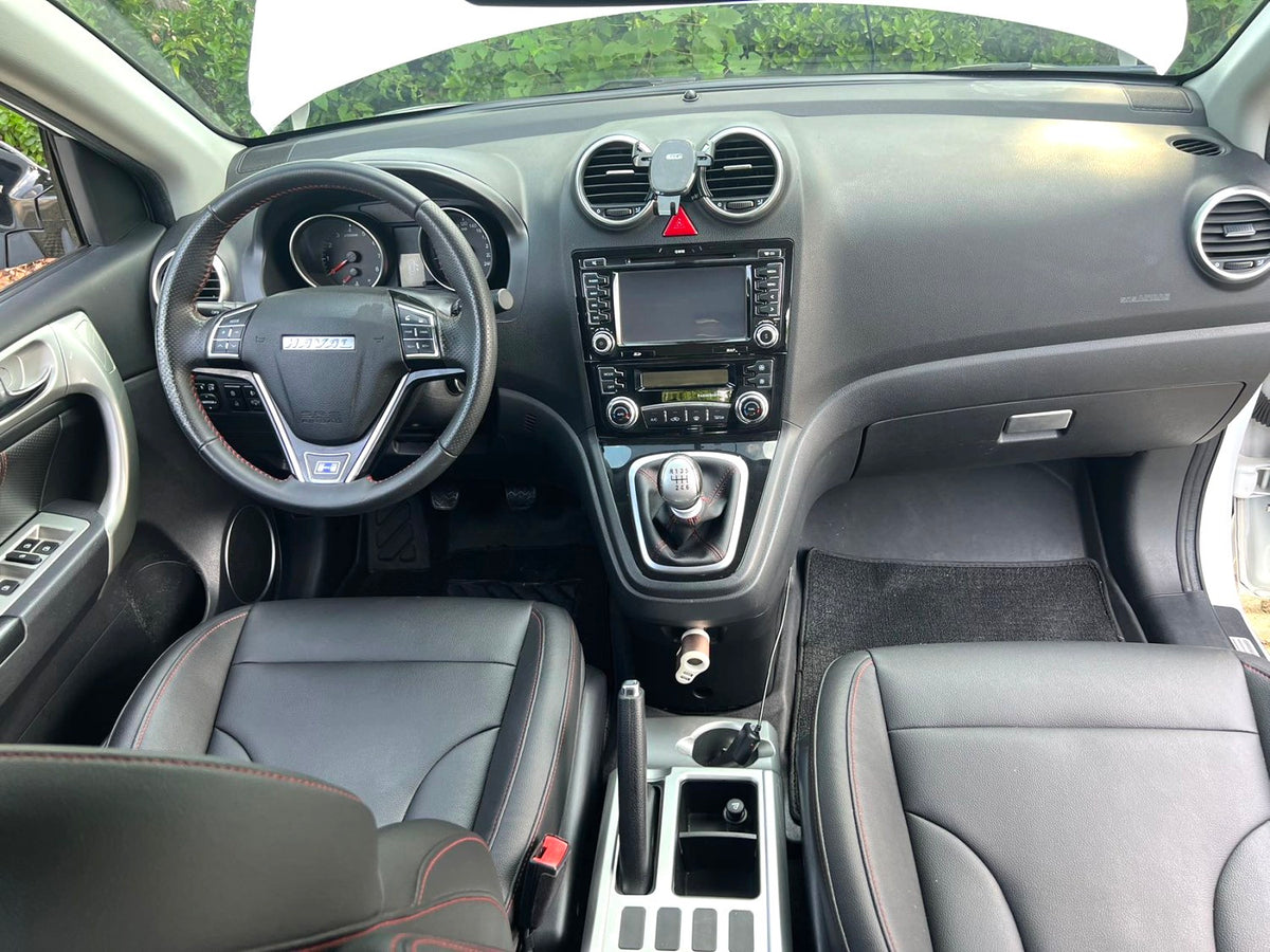 Haval H6 2016 1.5T Upgrade Version 2WD Elite Edition MT - vehicle photo 4