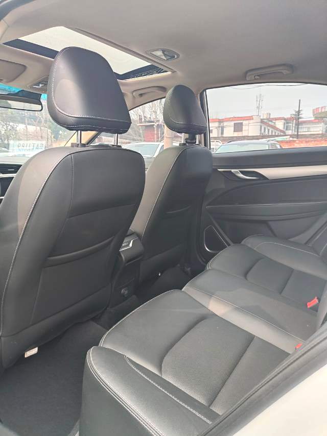 Geely Emgrand Sedan 2018 Model|1.5L CVT Upward Connect Edition Automatic Transmission
