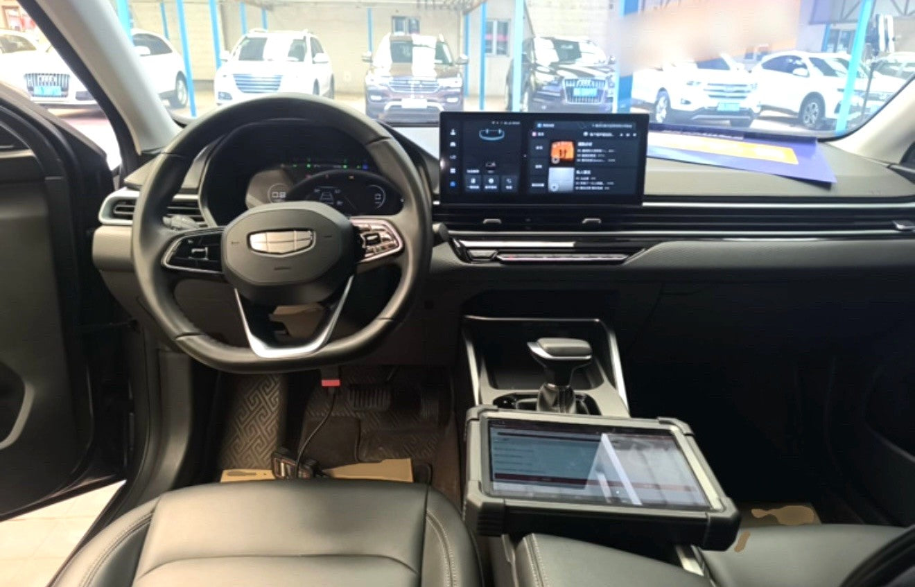 Geely Emgrand Sedan 2025 Model|1.5L CVT Premium Trim Automatic Transmission