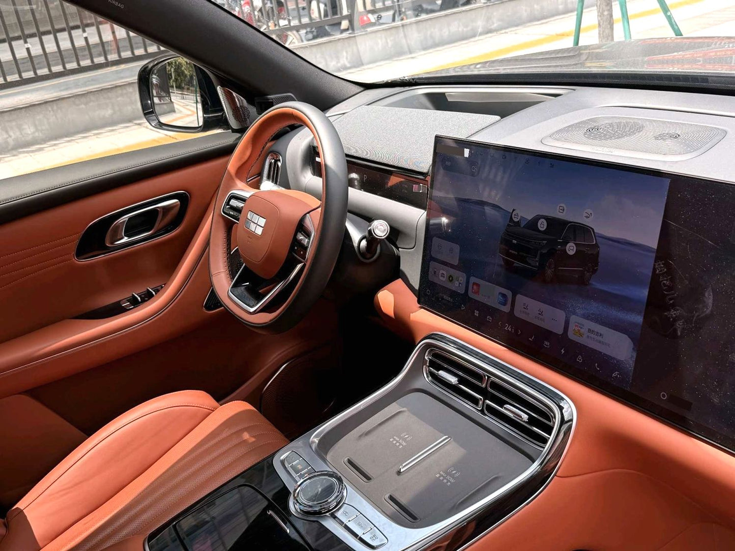 Geely Galaxy M9 2025 Model|1.5T EM-P 210km AWD Pilot Trim Automatic Transmission