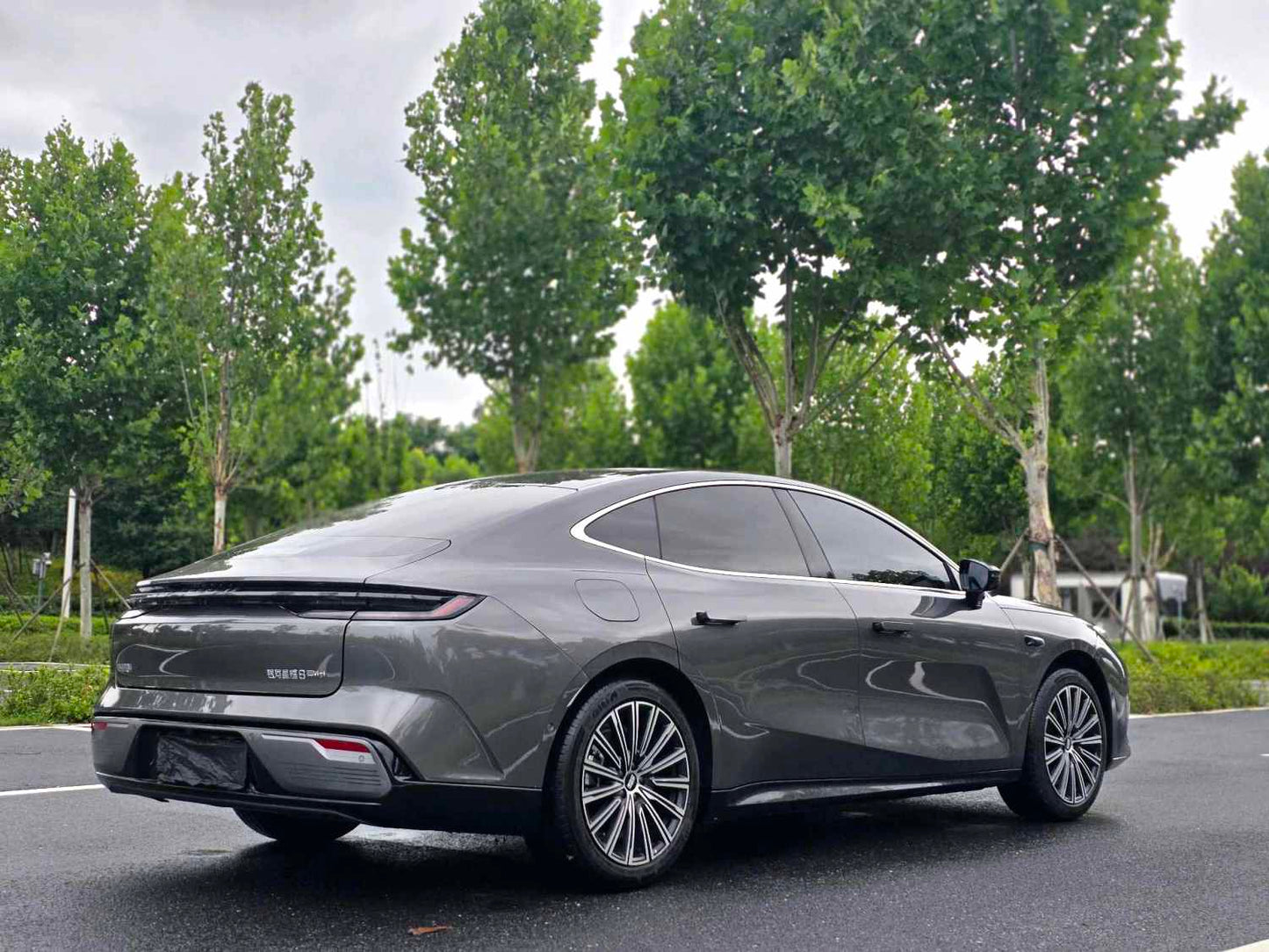 Geely Galaxy Starshine 8 2025 Model|1.5 EM-i 130km Flagship Trim|Automatic Transmission