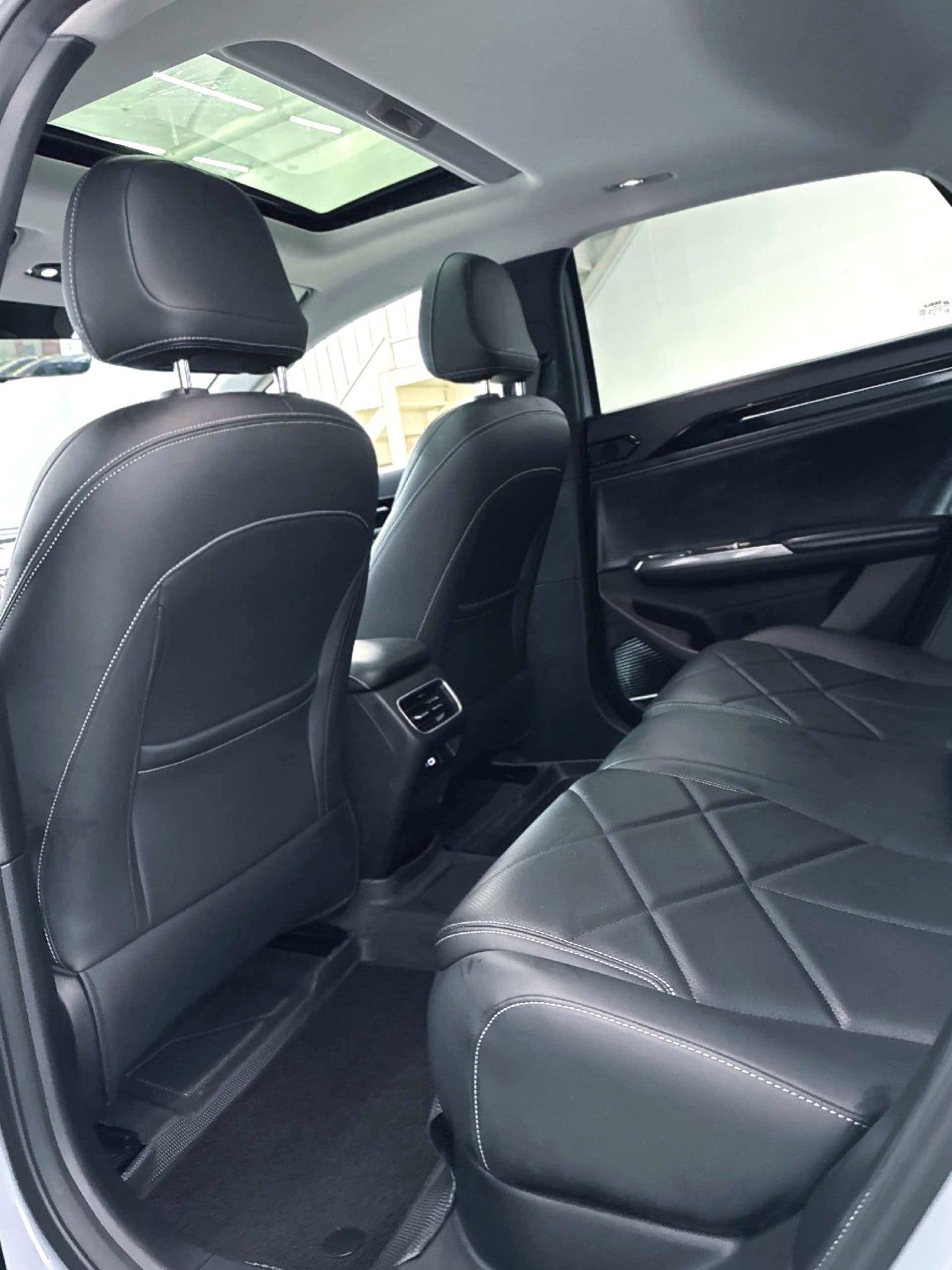 Geely Galaxy L6 2024 Model|1.5T EM-i 125km PLUS Dragon Soar Trim Automatic Transmission
