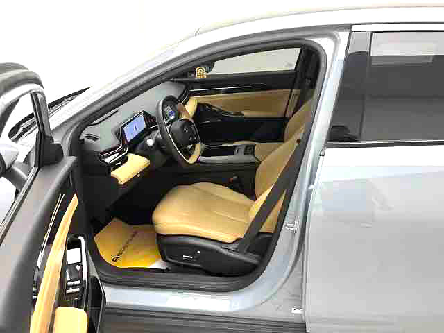 Geely Galaxy L6 2023 Model|1.5T EM-i 125km Starship Trim Automatic Transmission
