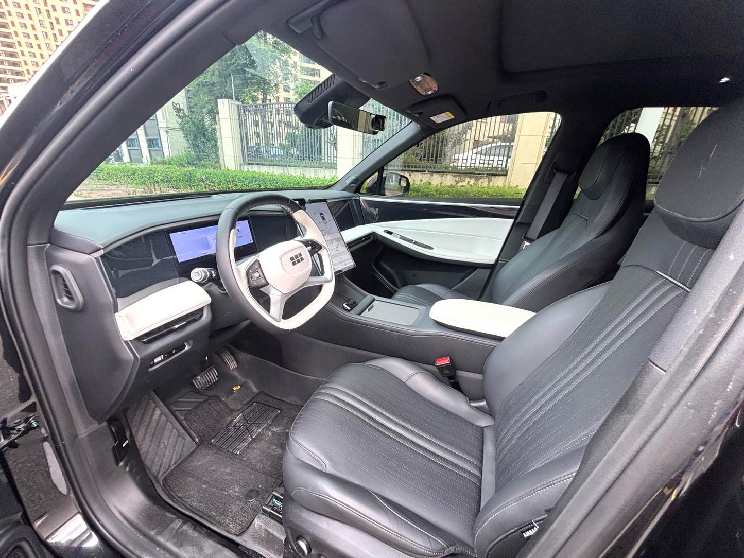 Geely Galaxy L7 2024 Model|1.5T EM-i 115km MAX Dragon Soar Trim Automatic Transmission