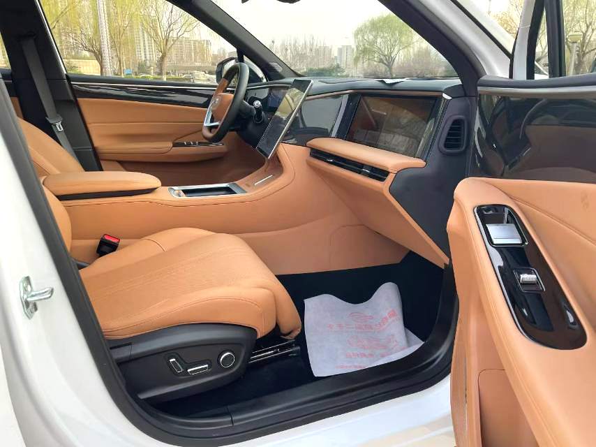 Geely Galaxy L7 2025 Model|1.5 EM-i 115km Explore Plus Trim Automatic Transmission