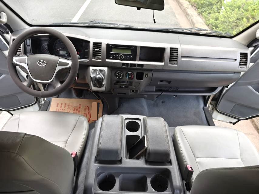 Kinglong Kaige 2018 Model|2.4L 4RB2 Engine 14-Seat Commercial Passenger Bus Manual Transmission