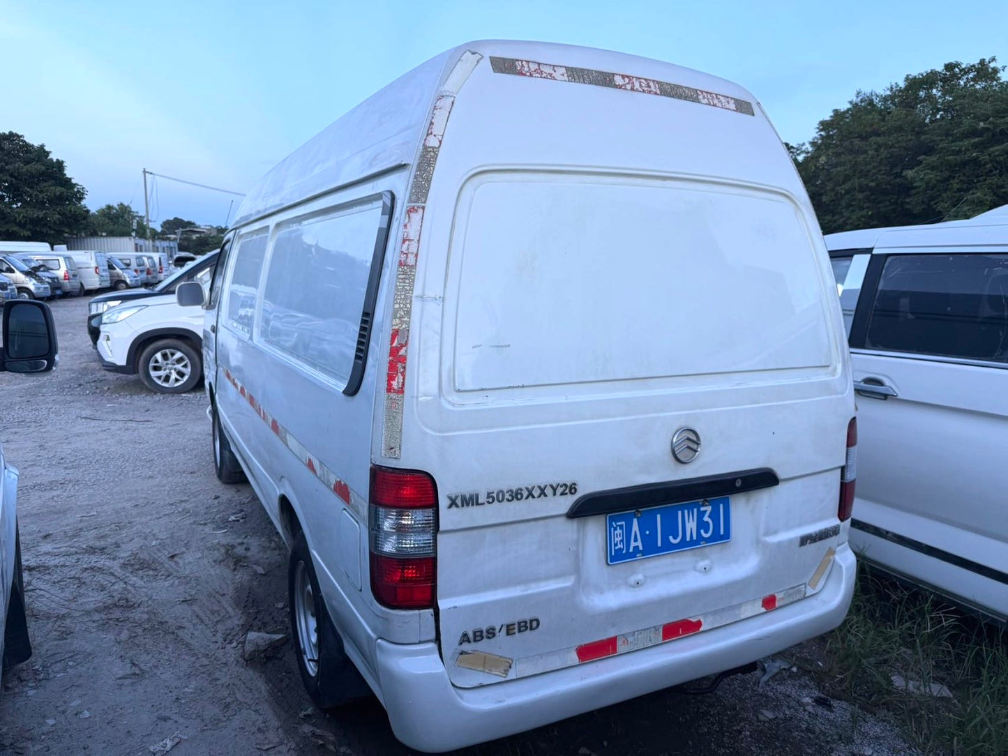Golden Dragon Hiace 2019 Model|1.8L 133 HP Manual Transmission Closed Cargo Van