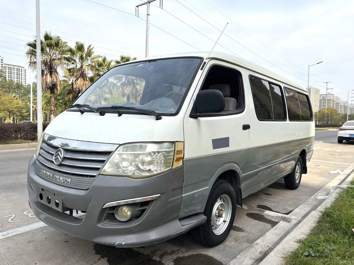Golden Dragon Hiace 2013 Model|2.0L Manual Transmission Light Commercial Vehicle