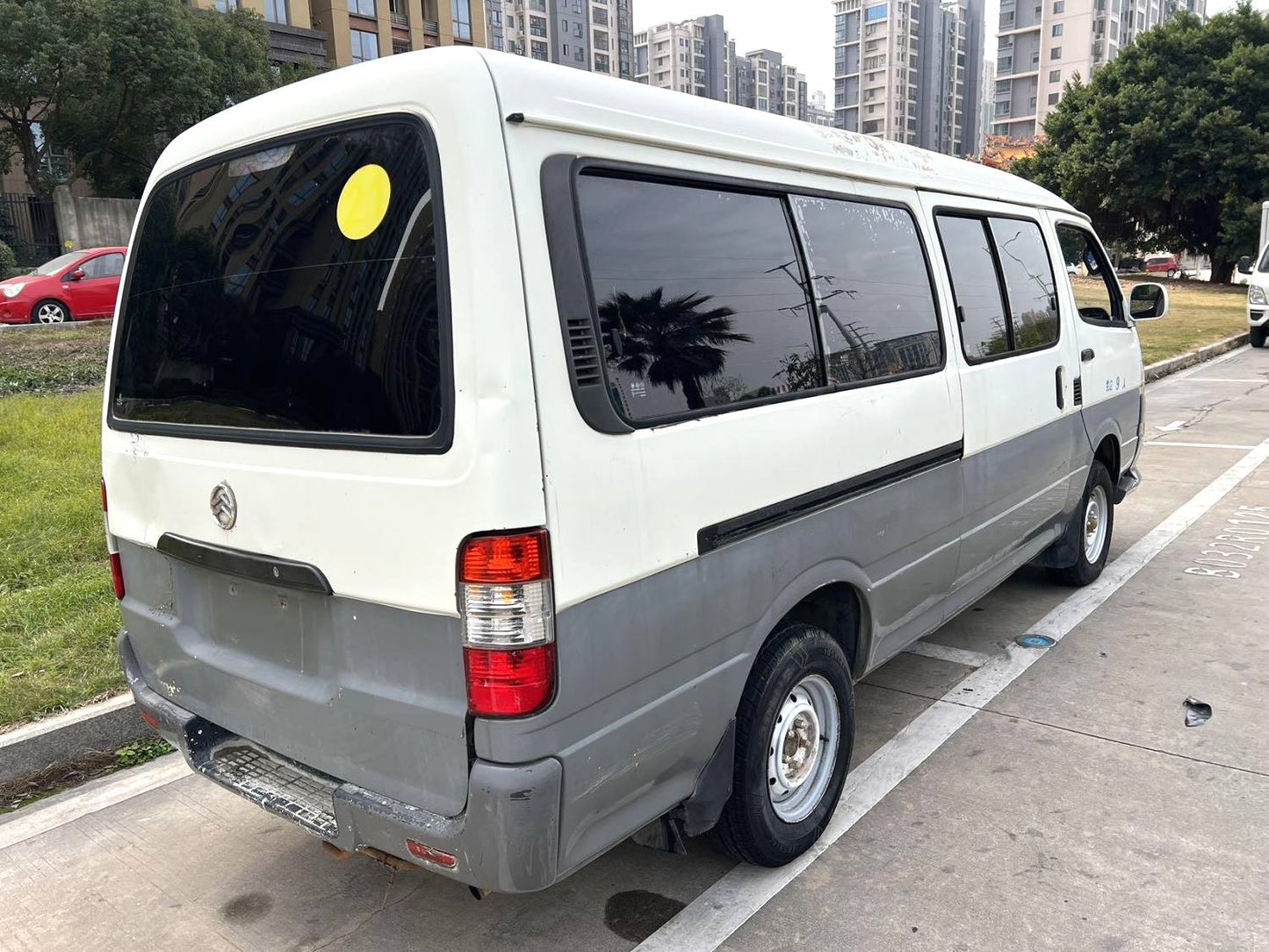 Golden Dragon Hiace 2013 Model|2.0L Manual Transmission Light Commercial Vehicle
