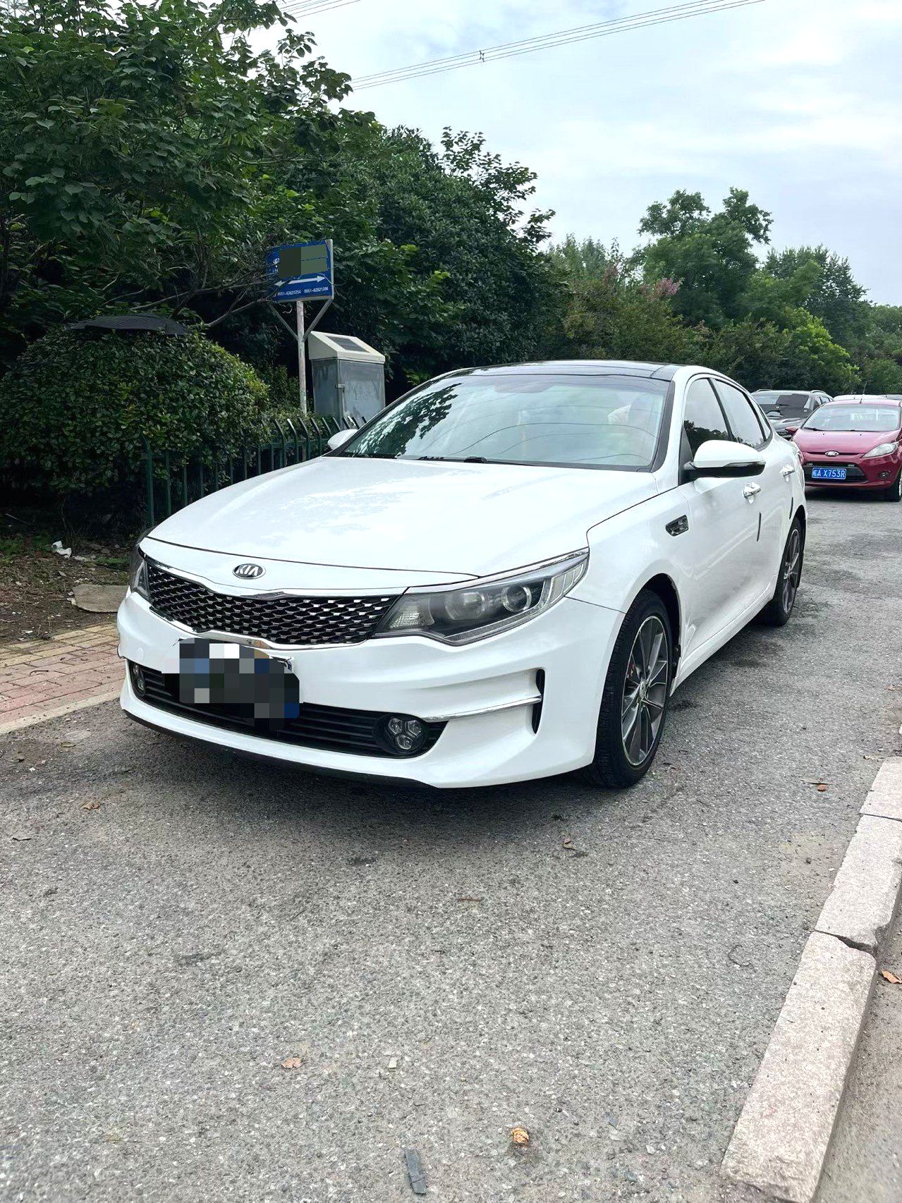 Kia K5 2016 Model|2.0L Luxury Trim Automatic Transmission Gasoline Midsize Sedan