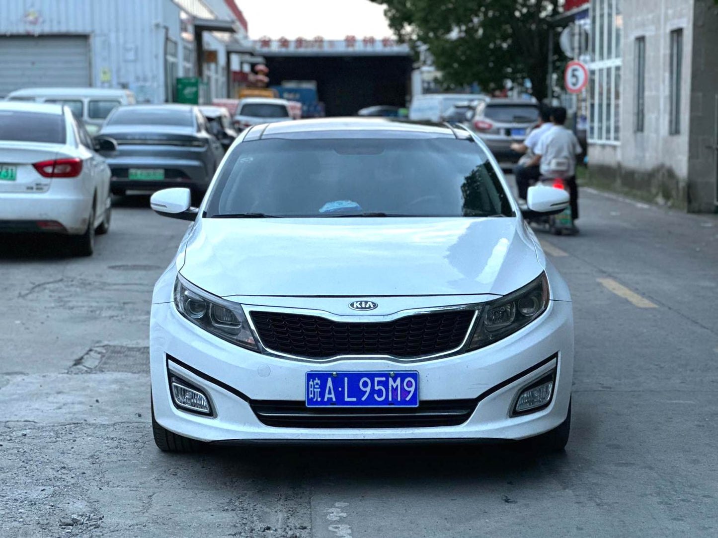 Kia K5 2014 Model|2.0L Luxury Trim Automatic Transmission Gasoline Midsize Sedan