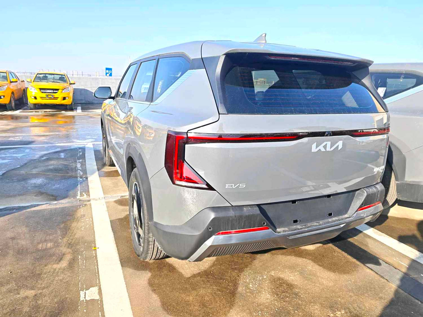 Kia EV5 2024 Model|530km Light Trim, Automatic Transmission (BEV)