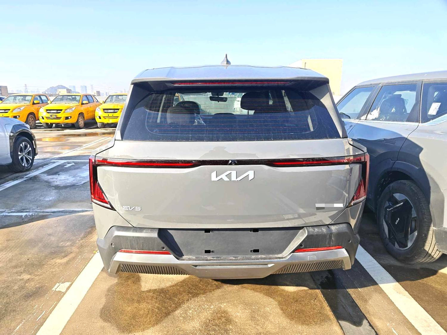 Kia EV5 2024 Model|530km Light Trim, Automatic Transmission (BEV)
