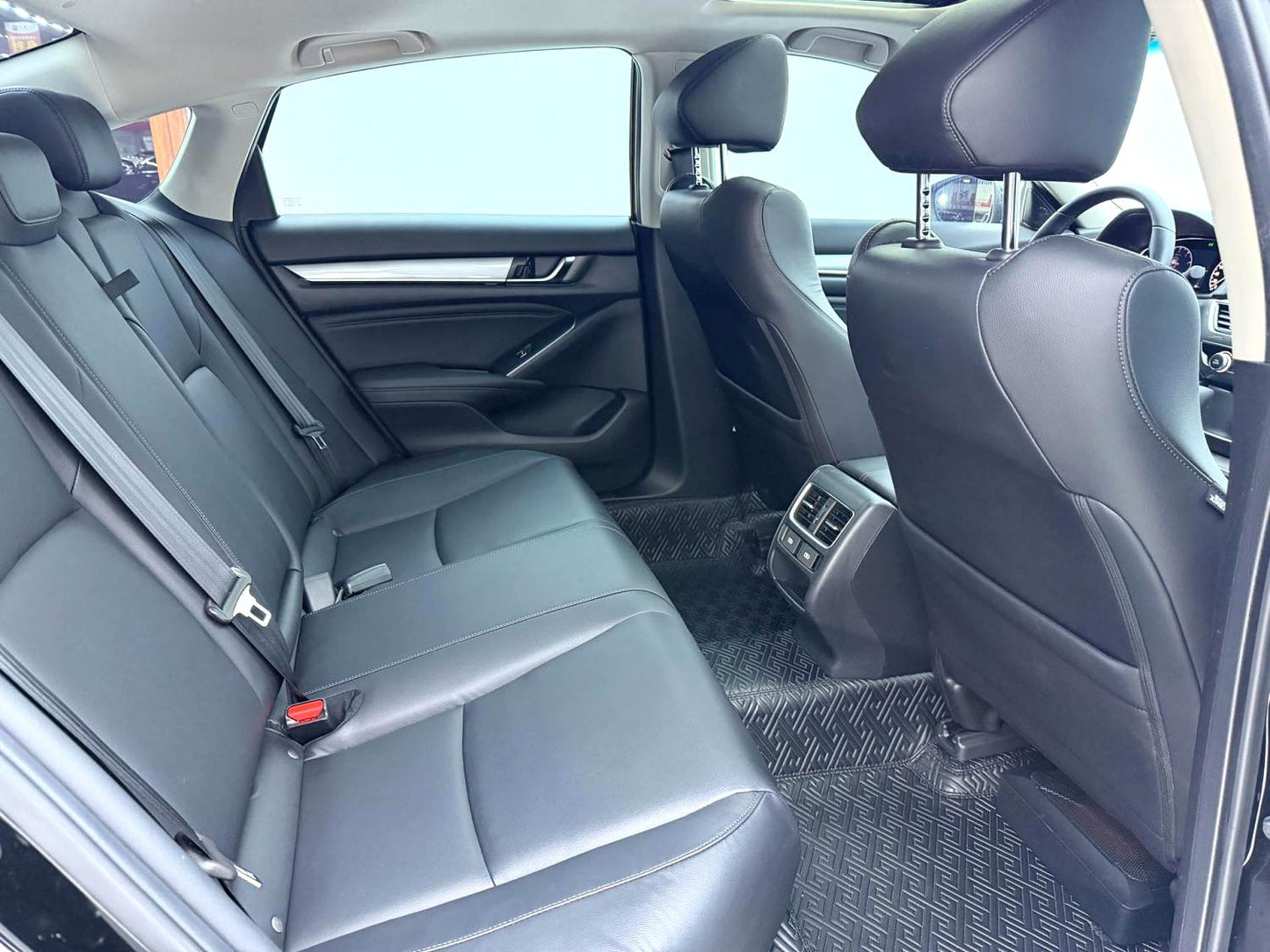Honda 10th Generation Accord 2022 Model|1.5T 260TURBO Luxury Trim, CVT Automatic TransmissionHonda 10th Generation Accord 2022 Model 1.5T 260TURBO Luxury Trim CVT Automatic Transmission